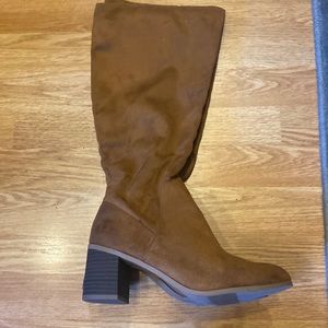 Universal Thread Brown Ankle Boots